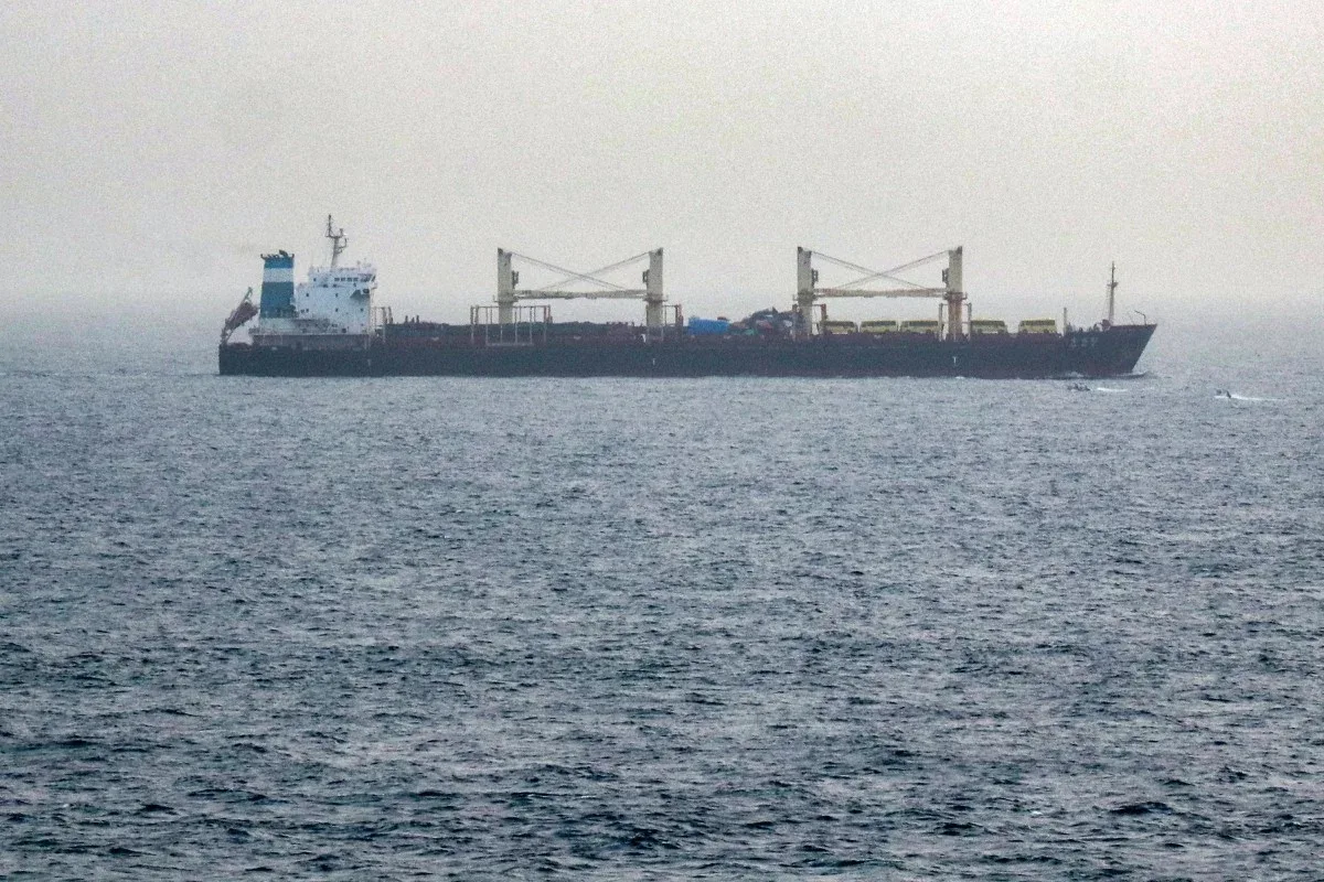 Avanço houthi eleva risco para rota de petróleo no Mar Vermelho