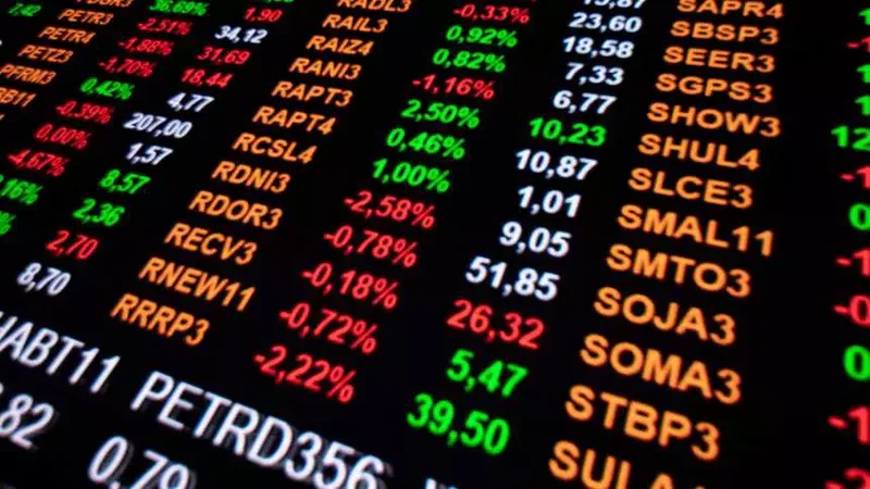 Opções de Ibovespa e Petrobras refletem aposta em alternância de poder