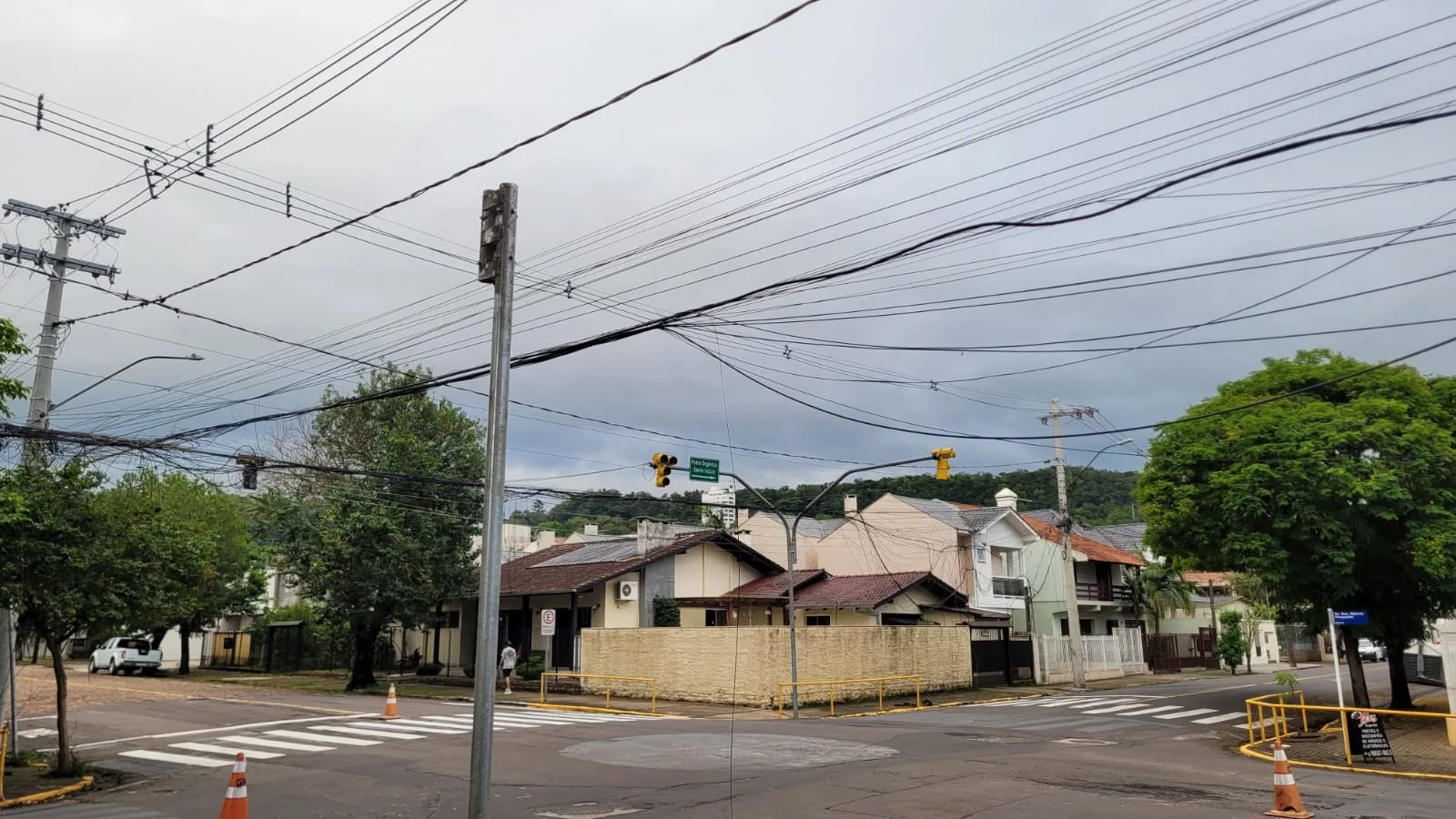 Instalação de novo equipamento depende do tempo no cruzamento