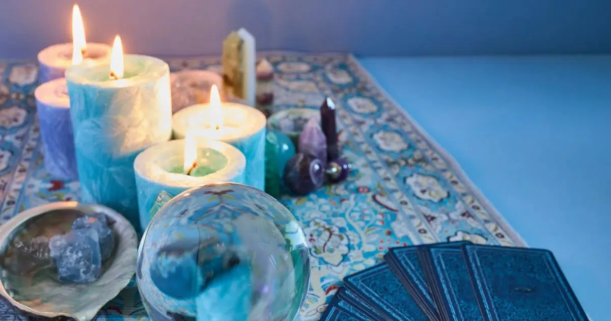 Tarot aponta oportunidades e decisões para os signos na semana