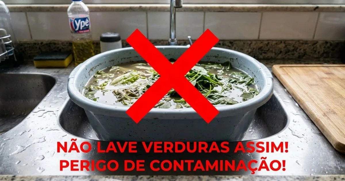 Água corrente é indicada para lavar frutas e verduras, sem vinagre ou sabão