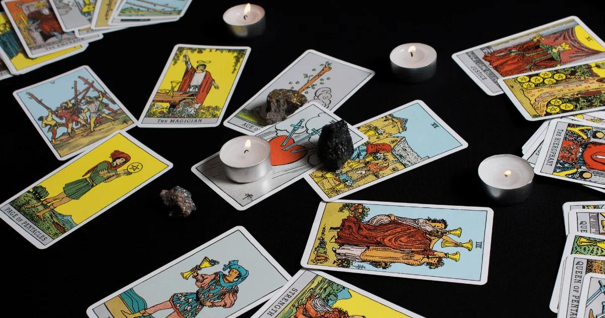 Tarot aponta caminhos de equilíbrio e decisões para os signos nesta sexta