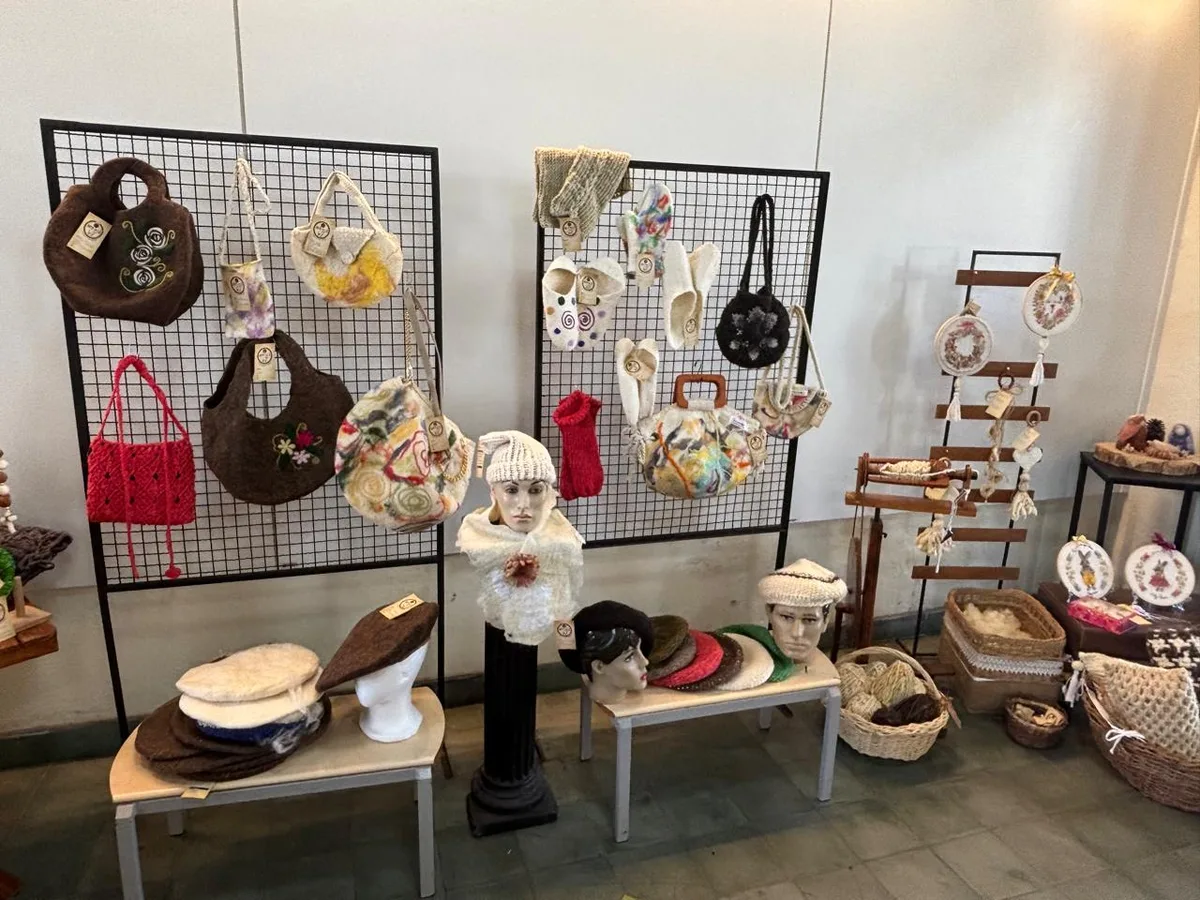 Exposição e desfile apresentam criações com lã de ovelha em Santa Cruz