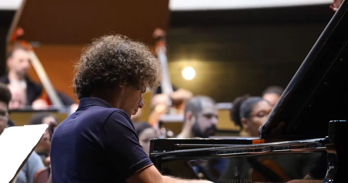 Festival Tchaikovsky reúne orquestra e pianista em Santo André