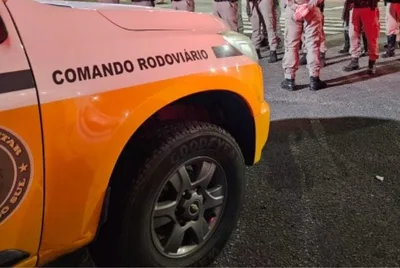 Resgate de motorista marca acidente com três feridos na RSC-153
