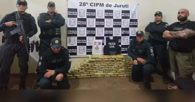 Polícias apreendem 114,01 kg de skunk em carro abandonado em Juruti