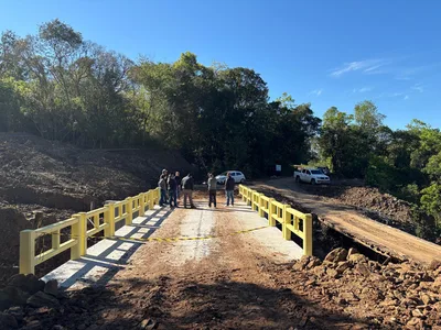 Ponte de Linha Quatro recebe R$ 519 mil e é aberta em Vale do Sol