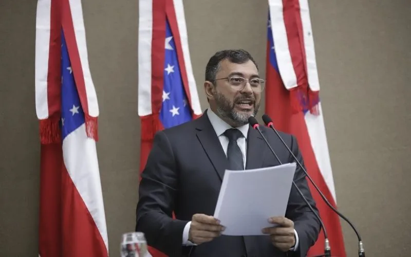 Wilson Lima falta a entrevista e evita temas delicados durante campanha