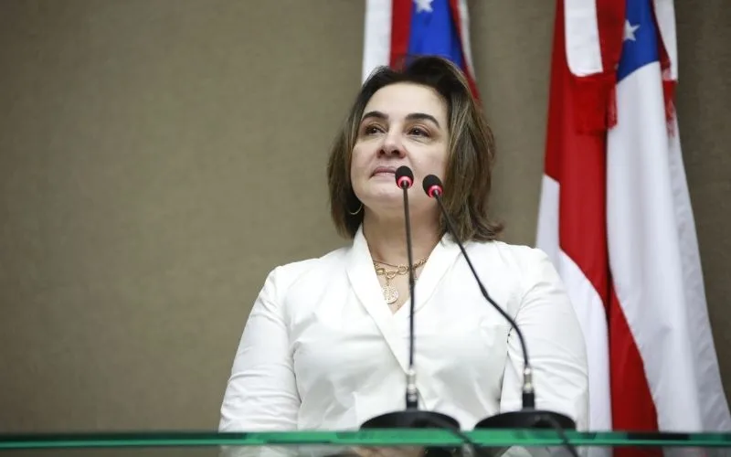 Maria do Carmo é multada em R$ 5 mil por propaganda negativa contra David Almeida