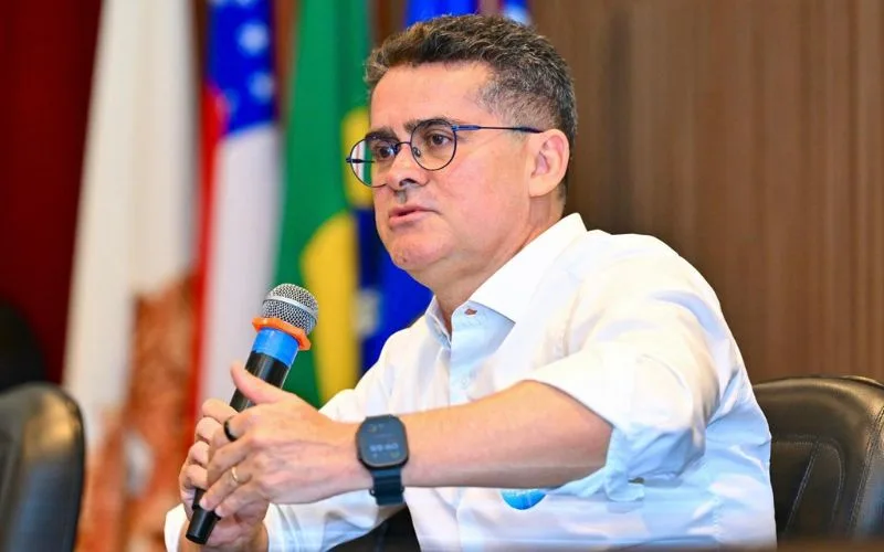 David Almeida critica gestão de Wilson Lima e Roberto Cidade e fala em ‘pior educação da história’