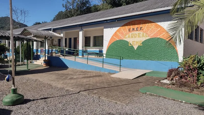Vereador de Santa Cruz do Sul destaca lei para idosos e trajetória da Escola Cardeal Leme