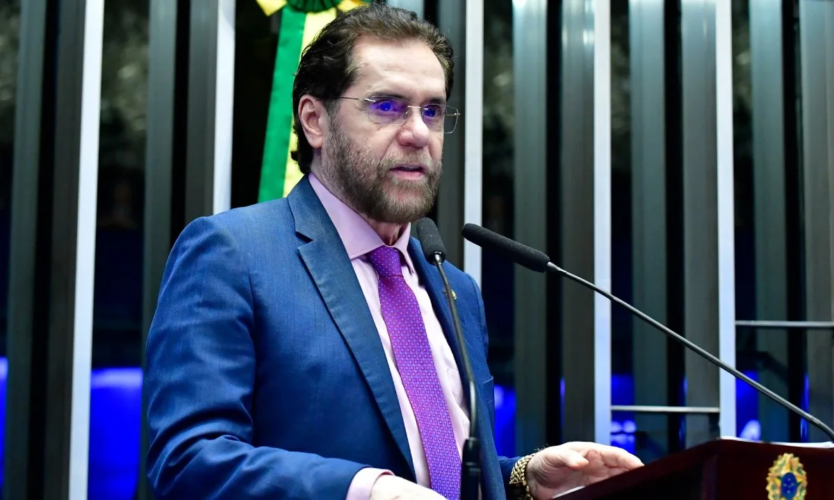 Plínio Valério declara R$ 3,5 milhões em bens ao TSE; patrimônio cresceu 140,8% desde 2018