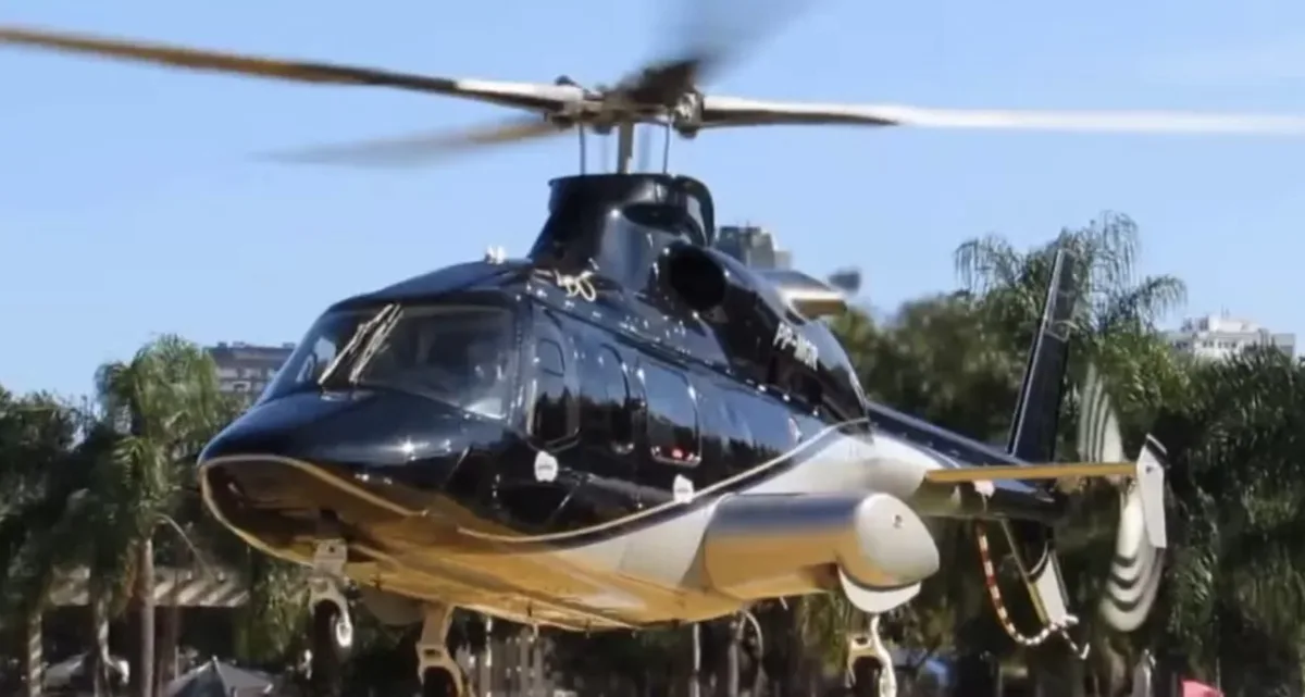 Buscas localizam helicóptero com cantor Rick em área rural de Urubici