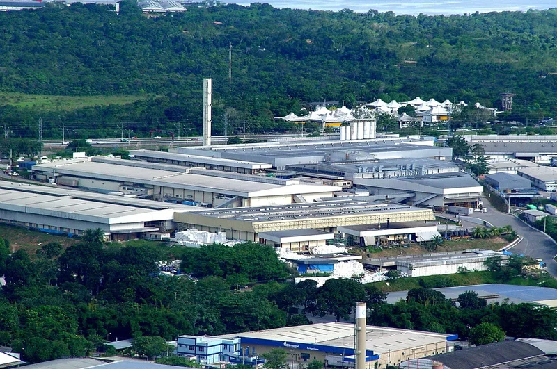 Proposta de Flávio Bolsonaro ameaça Zona Franca de Manaus