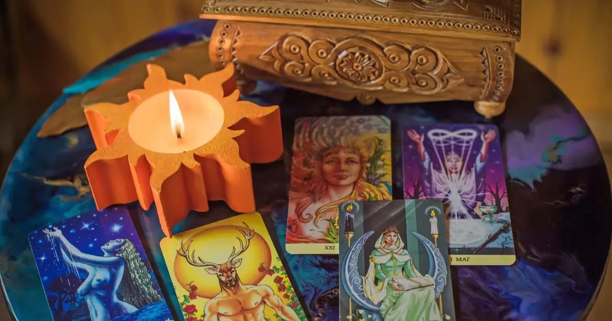 Tarot aponta movimento, reflexão e novas oportunidades para os signos