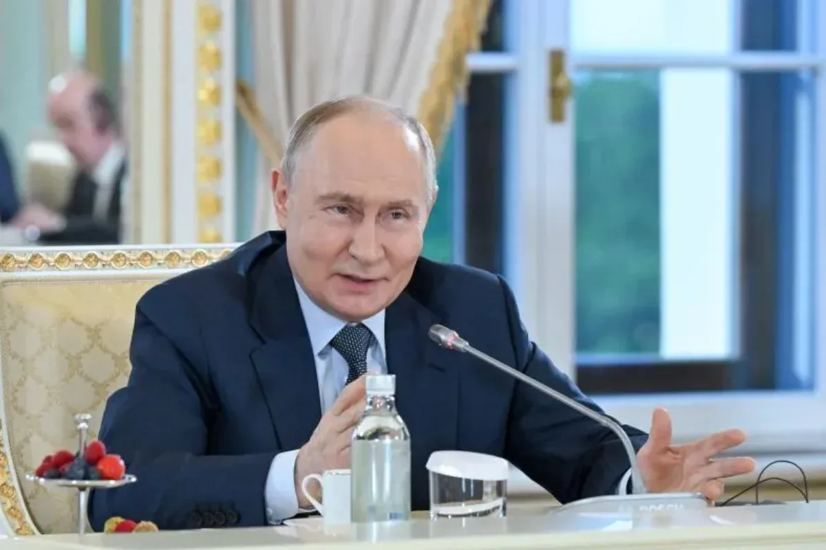 Putin anuncia cessar-fogo de três dias em Kiev durante negociações dos EUA