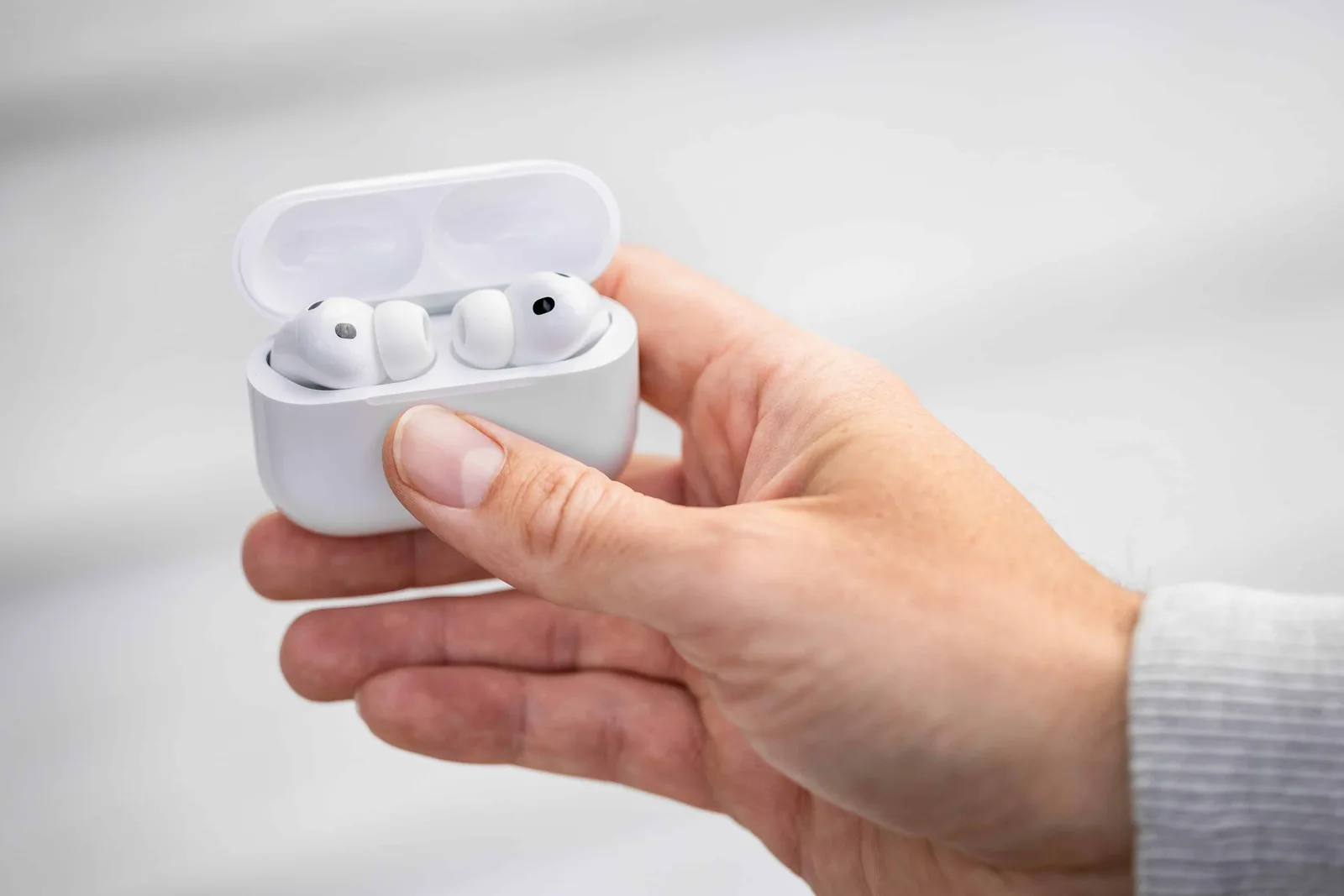 OWS cresce 12% e Apple avança nos fones sem fio no segundo trimestre